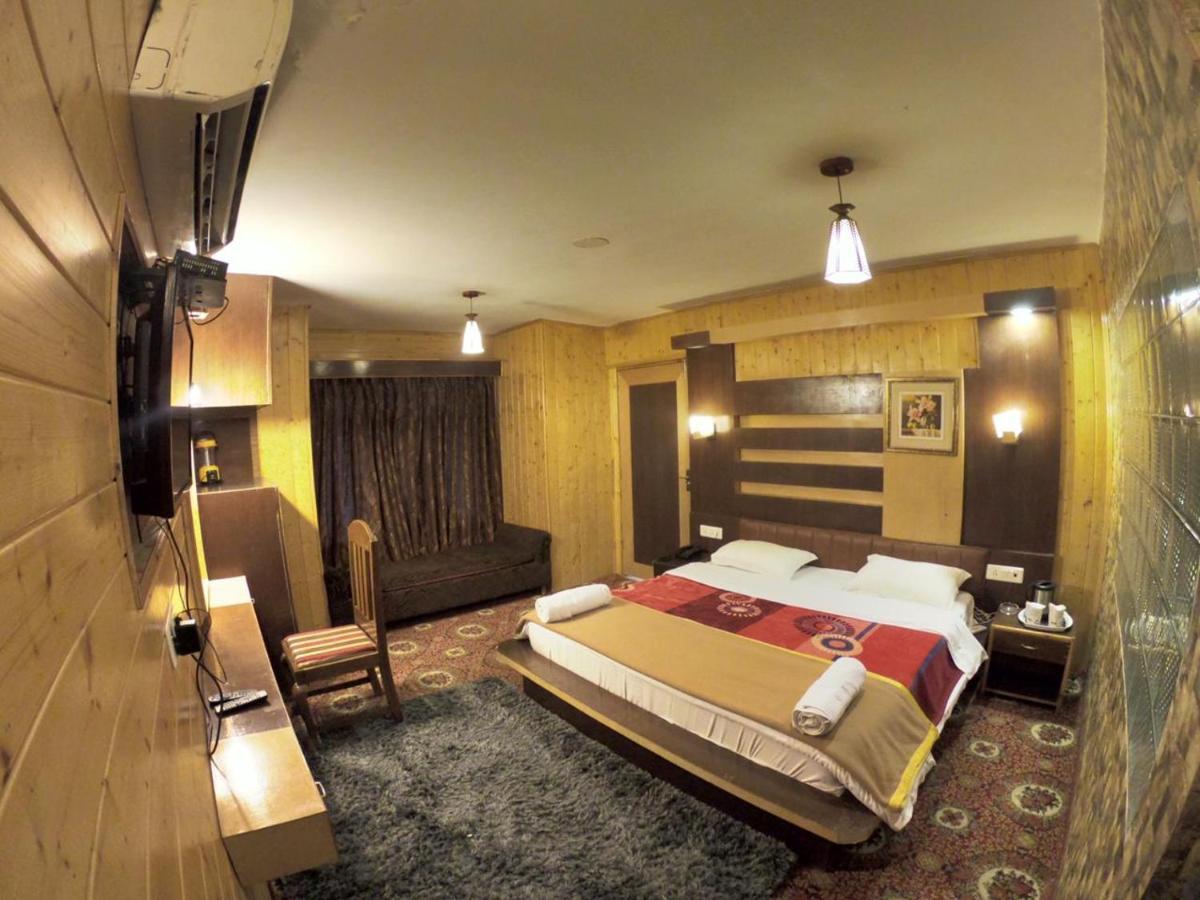 Hotel Akbar Sonāmarg 외부 사진