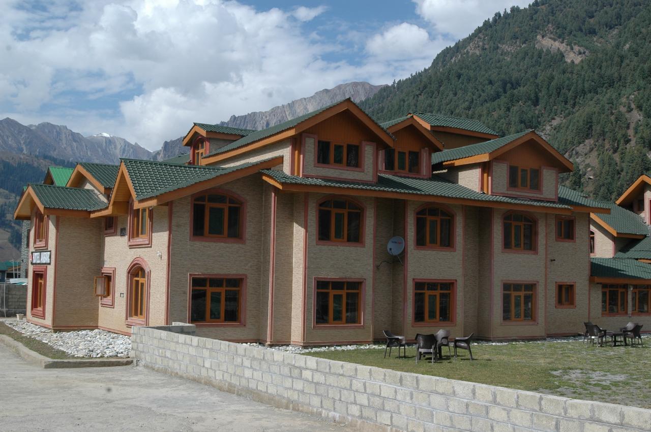 Hotel Akbar Sonāmarg 외부 사진