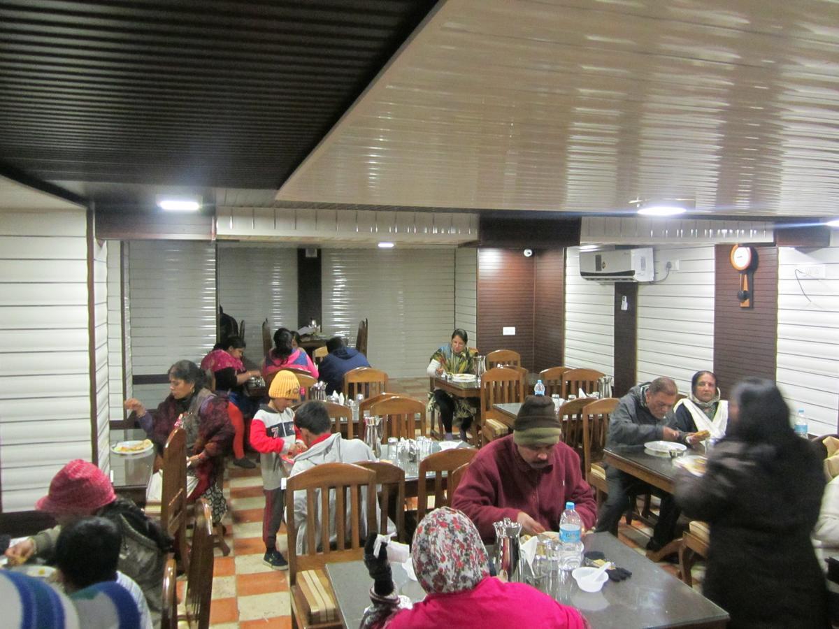 Hotel Akbar Sonāmarg 외부 사진