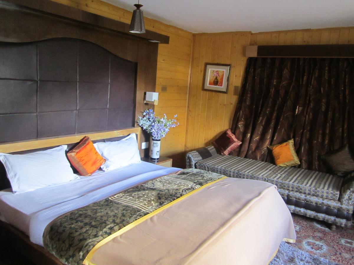 Hotel Akbar Sonāmarg 외부 사진